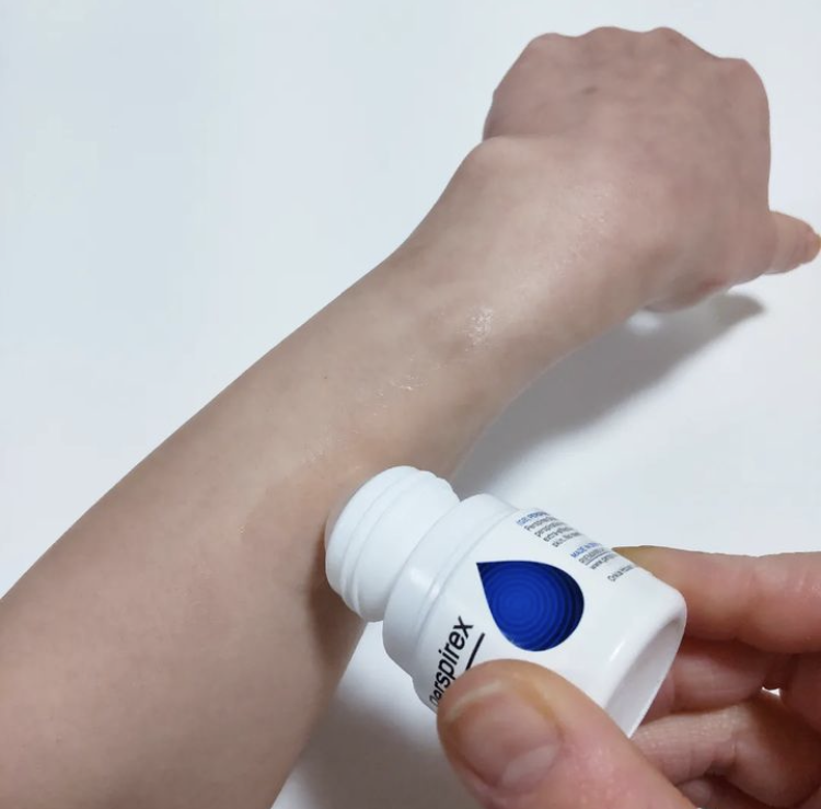 パースピレックス 20ml 普通肌用 ストロング 2個セット デンマーク製 正規品 国内発送料 無料 超絶人気デオドラントシリーズ ロールオン タイプ 海外人気 制汗剤 Perspirex